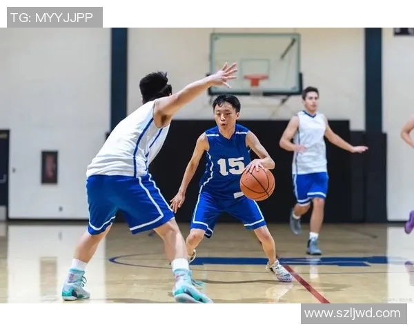 邹雨宸的篮球之路：从青涩少年到职业球员的成长历程与奋斗故事